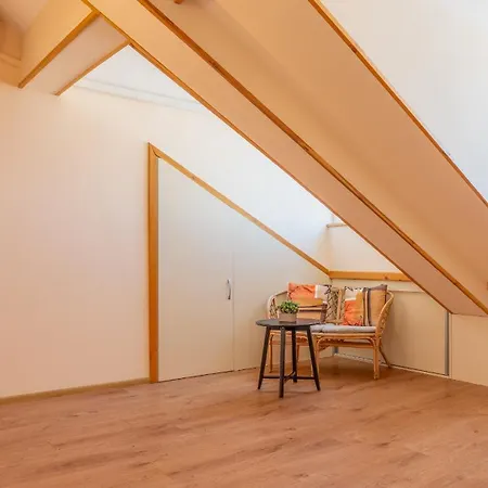 Апартаменти 2-bedroom With Sea View Варна
